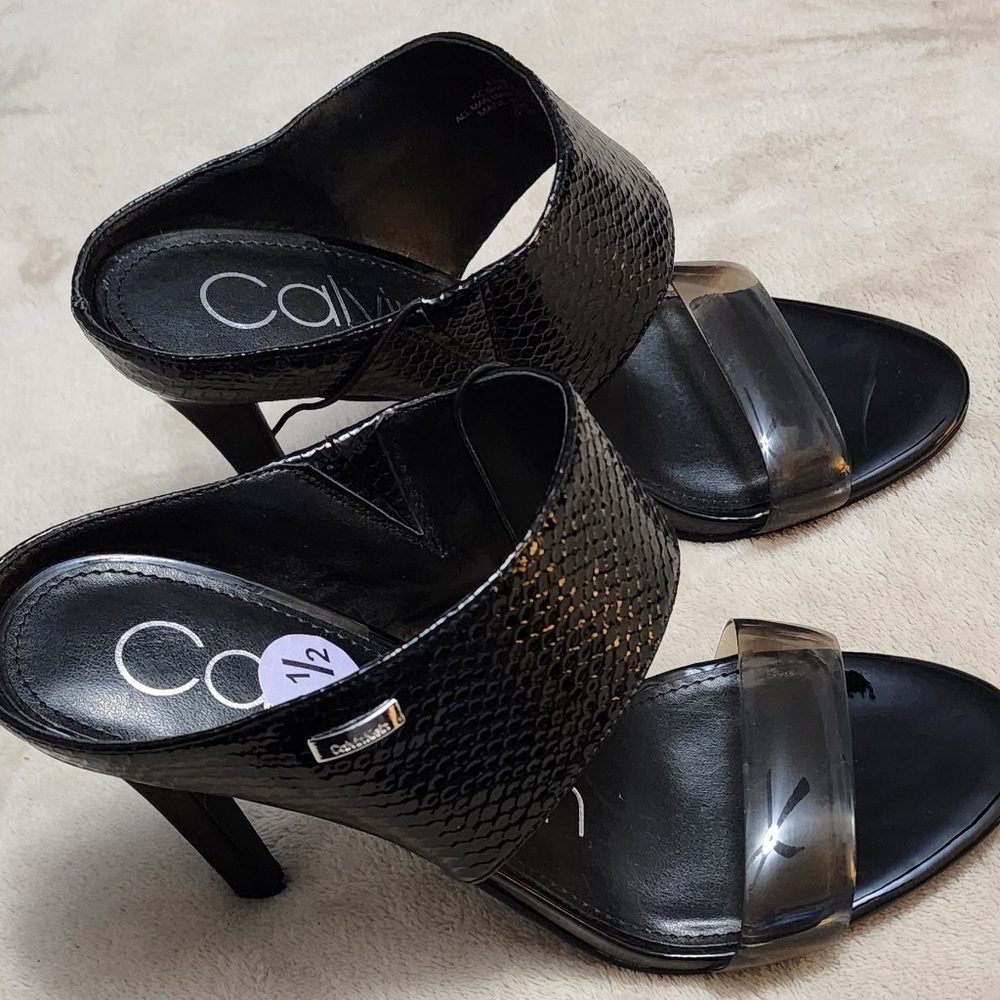 CALVIN KLEIN high Heels in color black, US 8.5, NEW
